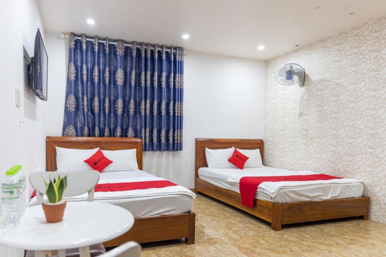 Rita - San Bay Tan Son Nhat- Airport,canh Benh Vien Tam Anh, San Quan Khu 7 Отель 3*
